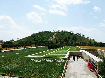 Mausoleum of Western Han Emperor Liu Qi, Xi'an